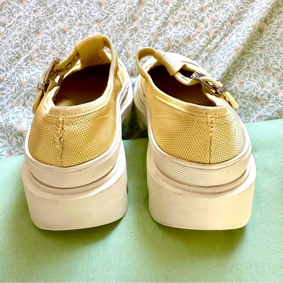 Jeffrey Campbell Yellow Platform Mary Janes - Picture 4 of 5